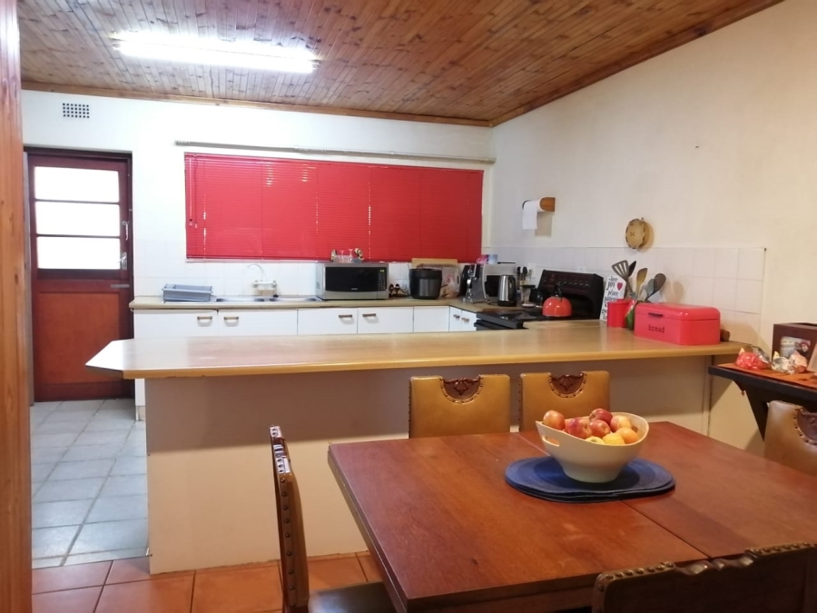 To Let 3 Bedroom Property for Rent in Mabille Park Western Cape